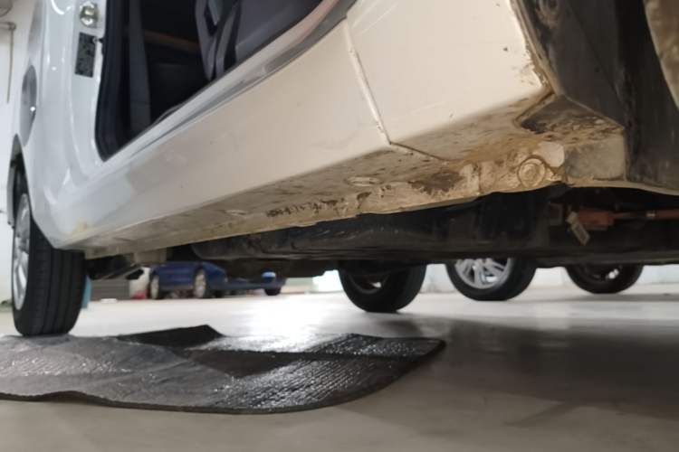 Used Wuling Hongguang MINIEV 2020 Enjoyment Model Lithium Iron Phosphate Right Side Sill