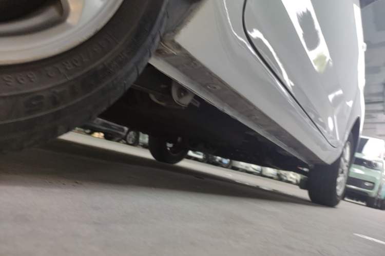 Used Wuling Hongguang MINIEV 2020 Freedom Version Lithium Iron Phosphate Right Side Sill