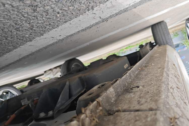Used Wuling Hongguang MINIEV 2020 Freedom Version Lithium Iron Phosphate Right Side Sill