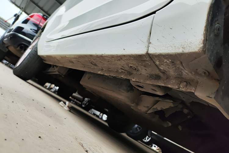 Used Wuling Hongguang MINIEV 2020 Freedom Version Lithium Iron Phosphate Right Side Sill