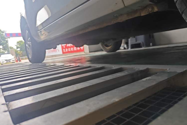 Used Wuling Hongguang MINIEV 2020 Zizai Version Lithium-NMC Right Side Sill