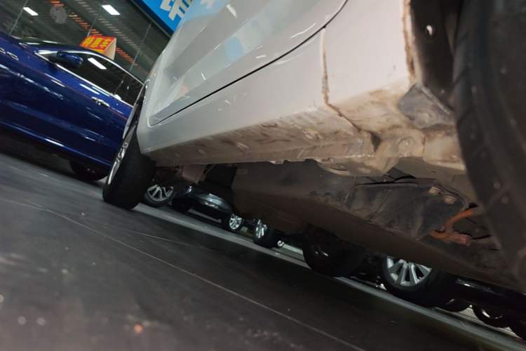 Used Wuling Hongguang MINIEV 2020 Freedom Version Lithium Iron Phosphate Right Side Sill
