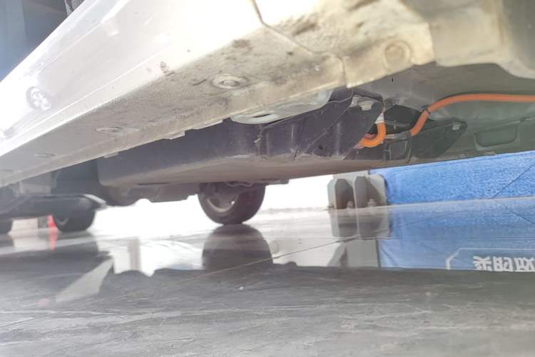 Used Wuling Hongguang MINIEV 2020 Zizai Version Lithium-NMC Right Side Sill
