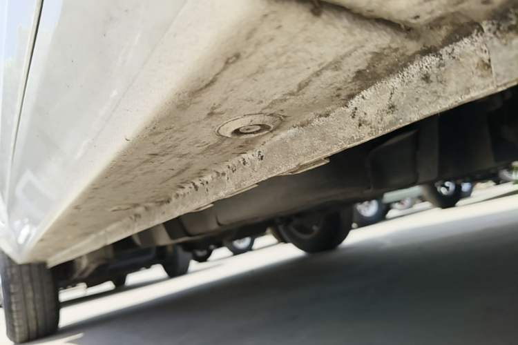 Used Wuling Hongguang MINIEV 2020 Enjoyment Model Lithium Iron Phosphate Right Side Sill