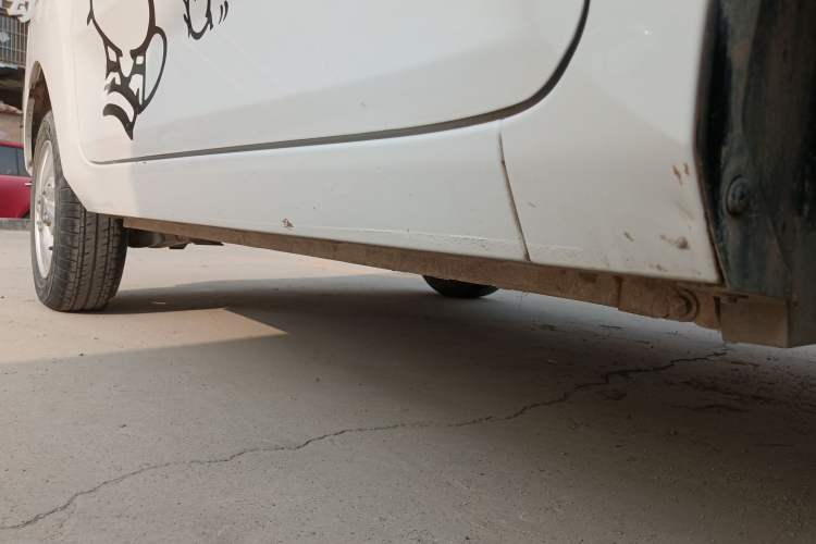 Used Wuling Hongguang MINIEV 2020 Zizai Version Lithium-NMC Right Side Sill