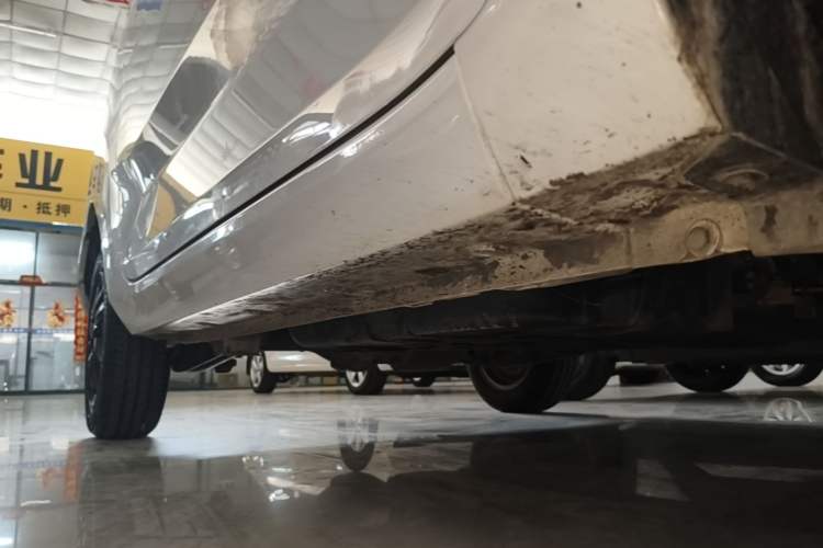 Used Wuling Hongguang MINIEV 2020 Enjoyment Model Lithium Iron Phosphate Right Side Sill