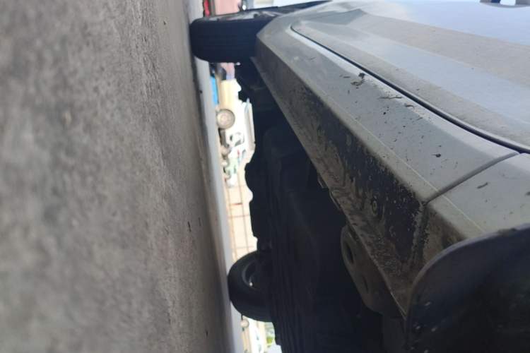 Used Wuling Hongguang MINIEV 2020 Enjoyment Model Lithium Iron Phosphate Right Side Sill