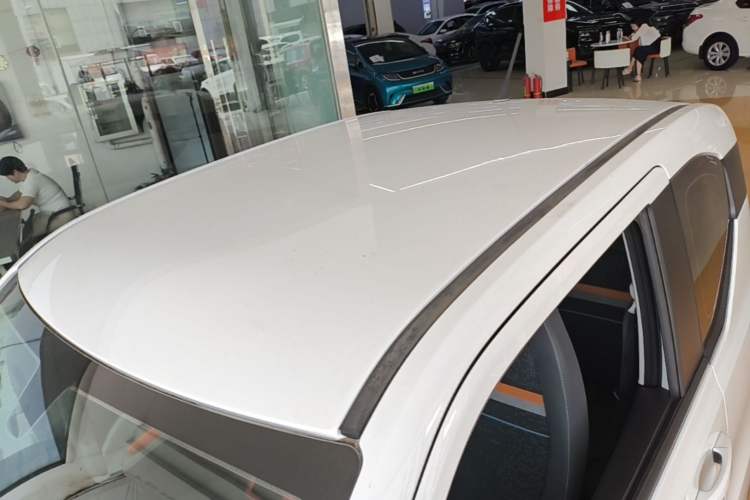 Used Wuling Hongguang MINIEV 2020 Zizai Version Lithium-NMC Roof