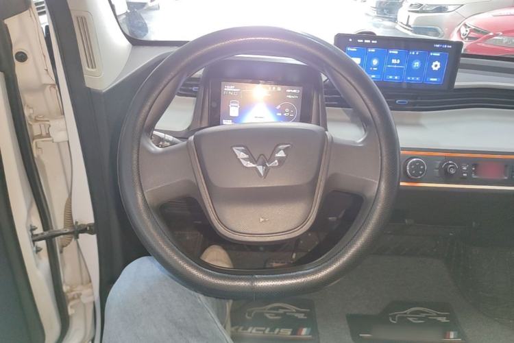 Used Wuling Hongguang MINIEV 2020 Freedom Version Lithium Iron Phosphate Steering Wheel