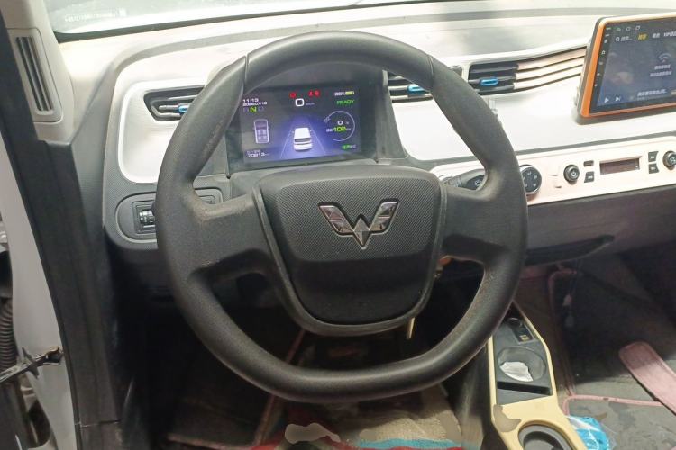 Used Wuling Hongguang MINIEV 2020 Freedom Version Lithium Iron Phosphate Steering Wheel
