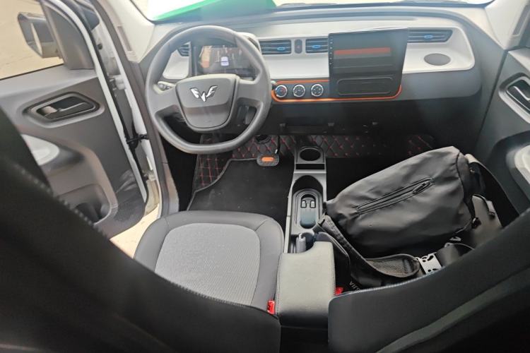 Used Wuling Hongguang MINIEV 2020 Freedom Version Lithium Iron Phosphate Steering Wheel