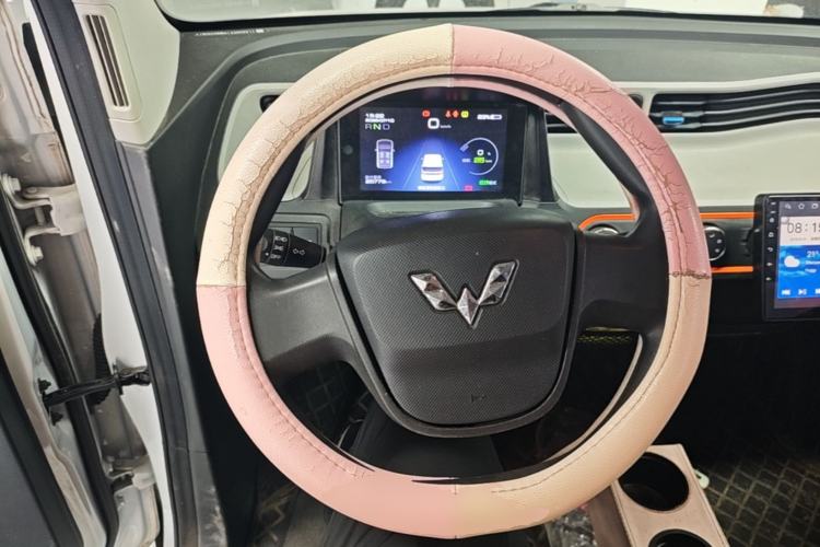 Used Wuling Hongguang MINIEV 2020 Freedom Version Lithium Iron Phosphate Steering Wheel
