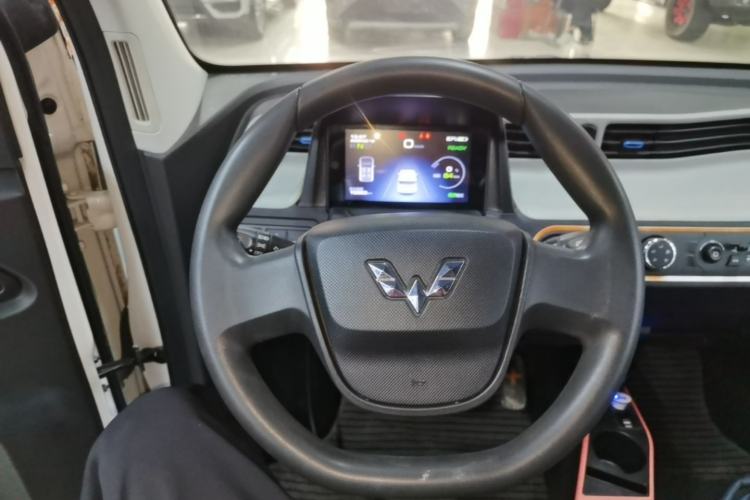 Used Wuling Hongguang MINIEV 2020 Freedom Version Lithium Iron Phosphate Steering Wheel
