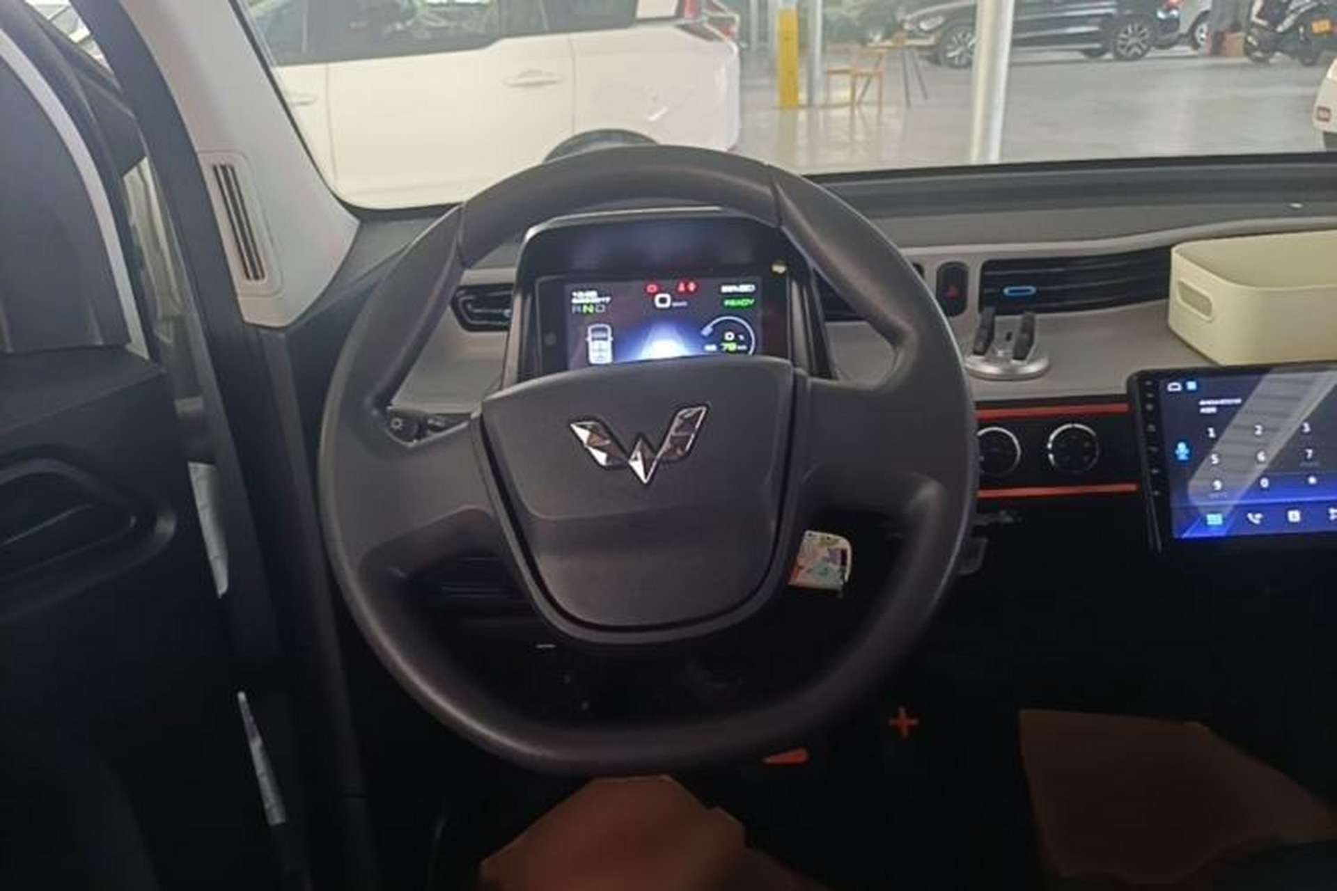 Used Wuling Hongguang MINIEV 2020 Freedom Version Lithium Iron Phosphate Steering Wheel