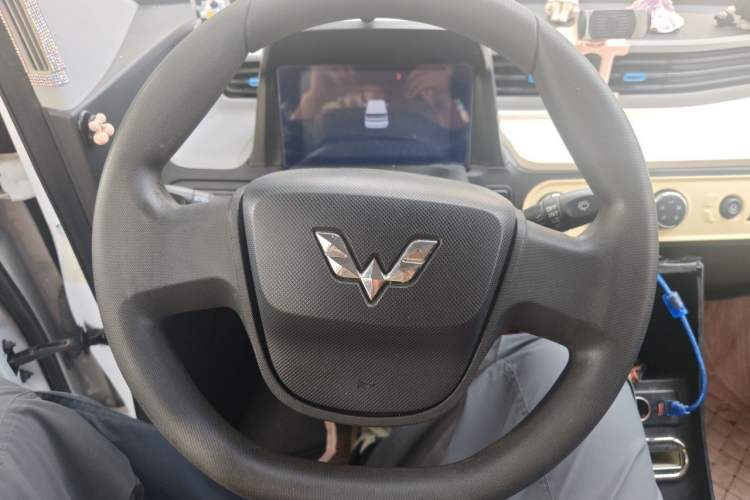 Used Wuling Hongguang MINIEV 2020 Freedom Version Lithium Iron Phosphate Steering Wheel