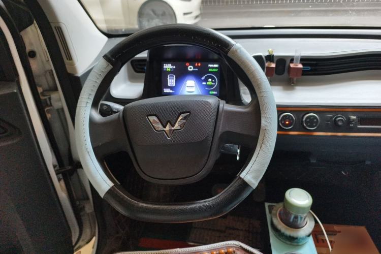 Used Wuling Hongguang MINIEV 2020 Zizai Version Lithium-NMC Steering Wheel