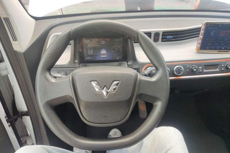 Used Wuling Hongguang MINIEV 2020 Freedom Version Lithium Iron Phosphate Steering Wheel