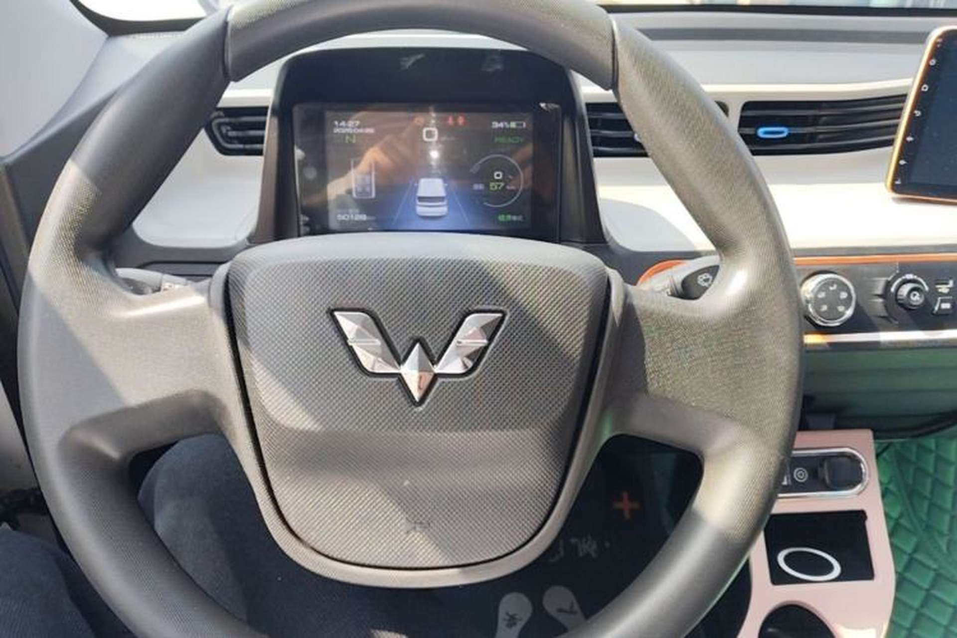 Used Wuling Hongguang MINIEV 2020 Enjoyment Model Lithium Iron Phosphate Steering Wheel