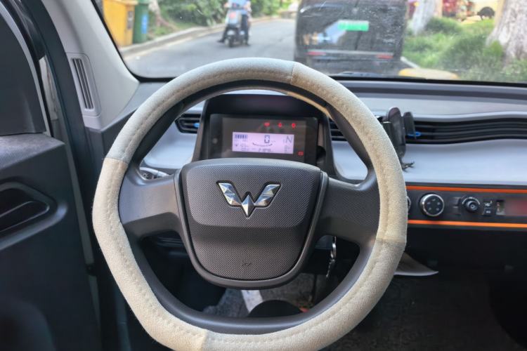 Used Wuling Hongguang MINIEV 2020 Lite Version Lithium Iron Phosphate Steering Wheel