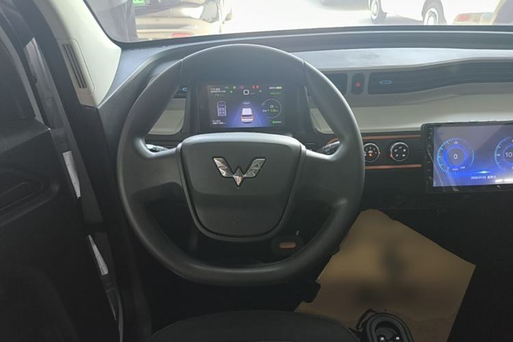 Used Wuling Hongguang MINIEV 2020 Zizai Version Lithium-NMC Steering Wheel