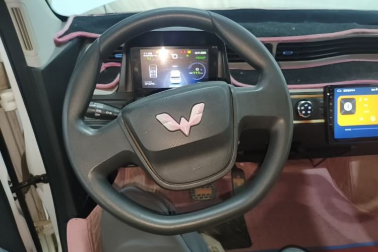 Used Wuling Hongguang MINIEV 2020 Freedom Version Lithium Iron Phosphate Steering Wheel