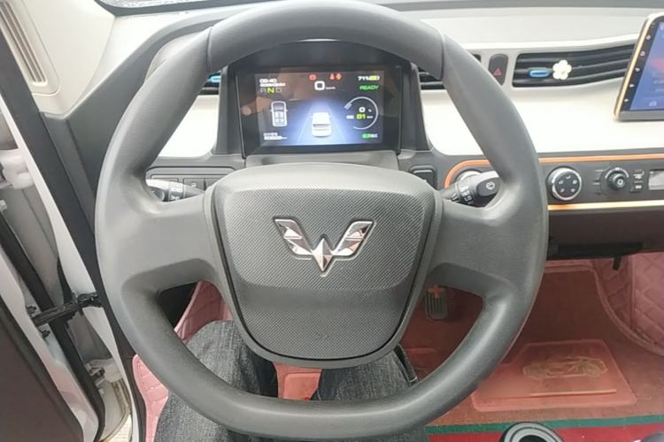 Used Wuling Hongguang MINIEV 2020 Freedom Version Lithium Iron Phosphate Steering Wheel