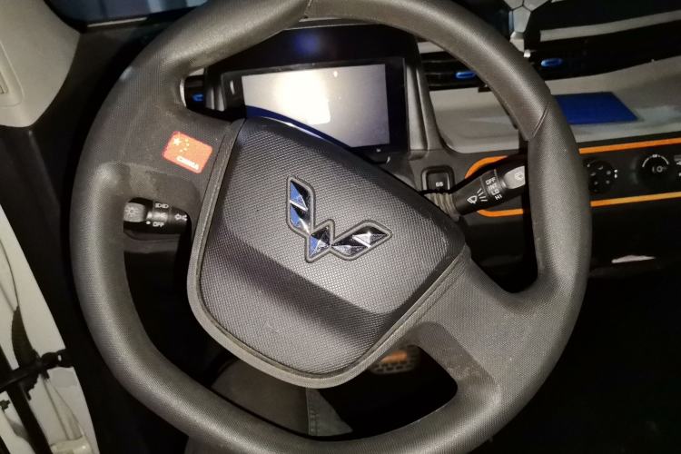Used Wuling Hongguang MINIEV 2020 Zizai Version Lithium-NMC Steering Wheel