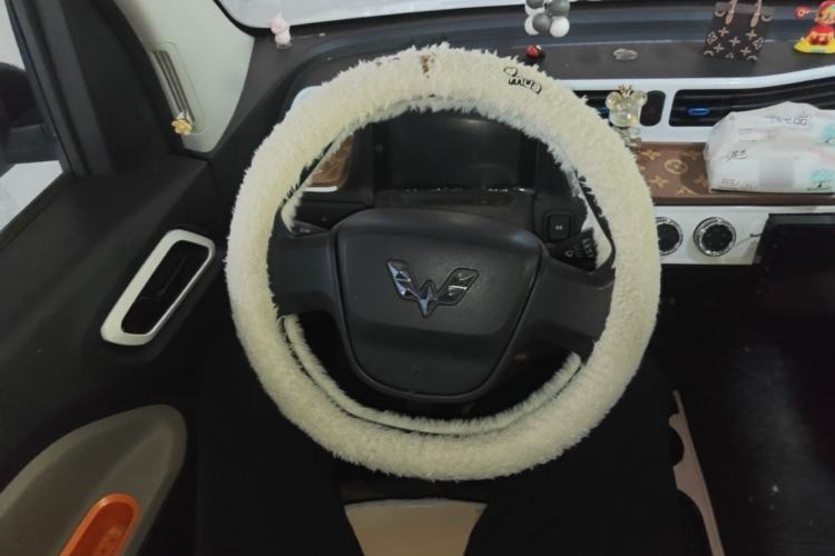 Used Wuling Hongguang MINIEV 2020 Enjoy Edition Lithium-Ion Battery Steering Wheel