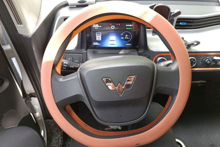 Used Wuling Hongguang MINIEV 2020 Enjoy Edition Lithium-Ion Battery Steering Wheel