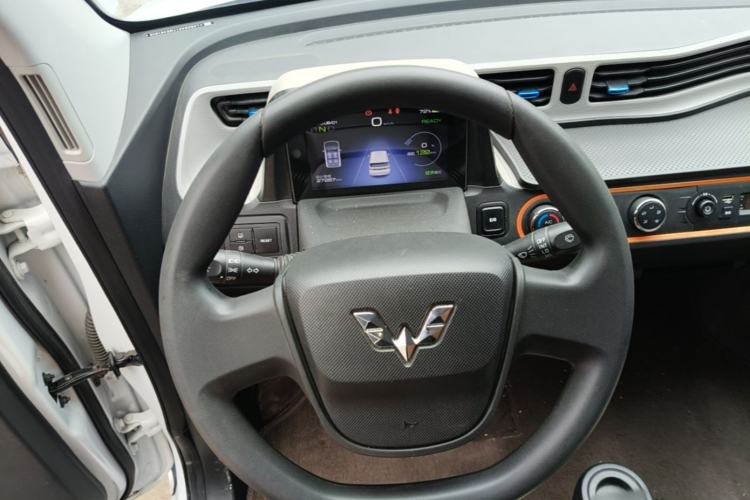 Used Wuling Hongguang MINIEV 2020 Enjoy Edition Lithium-Ion Battery Steering Wheel