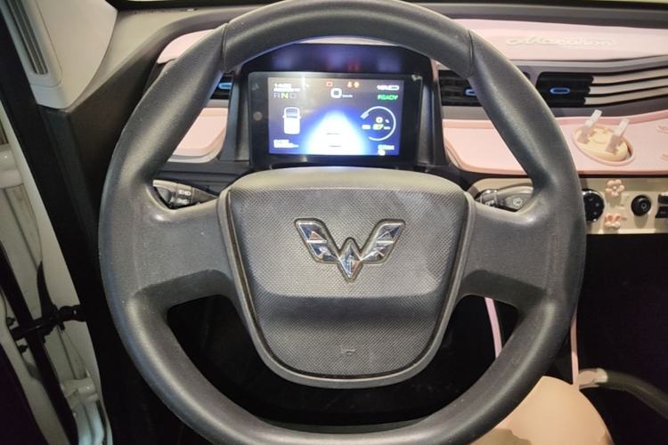 Used Wuling Hongguang MINIEV 2020 Enjoyment Model Lithium Iron Phosphate Steering Wheel