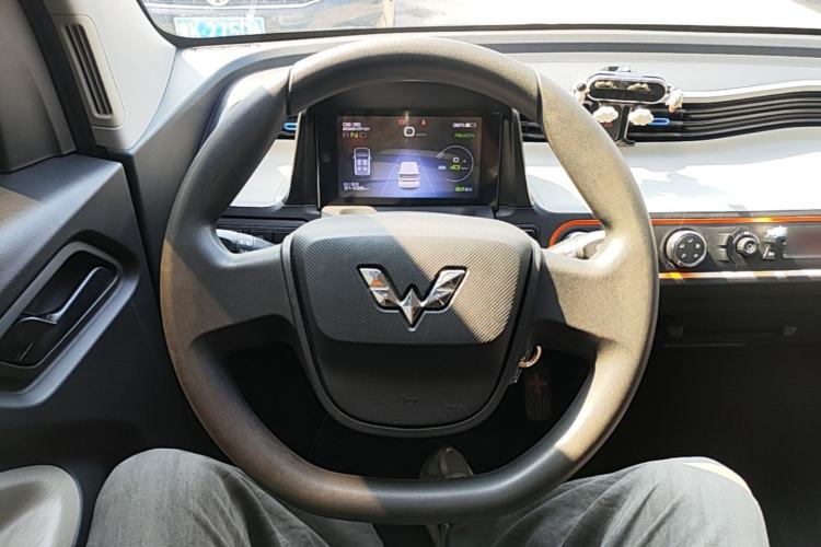 Used Wuling Hongguang MINIEV 2020 Freedom Version Lithium Iron Phosphate Steering Wheel