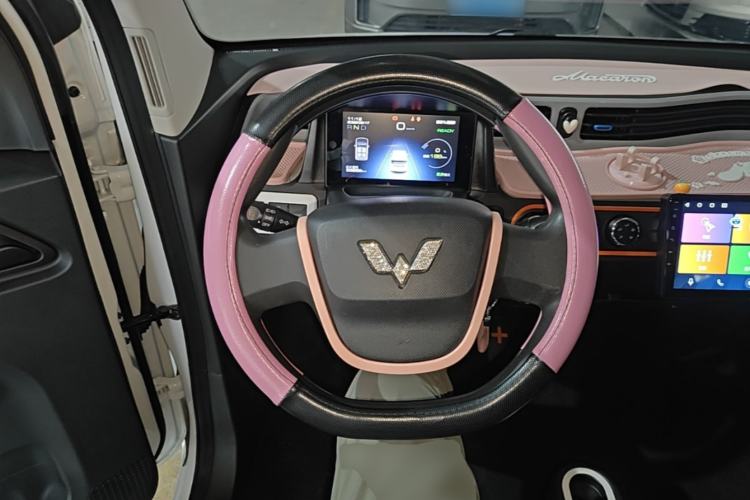 Used Wuling Hongguang MINIEV 2020 Enjoyment Model Lithium Iron Phosphate Steering Wheel