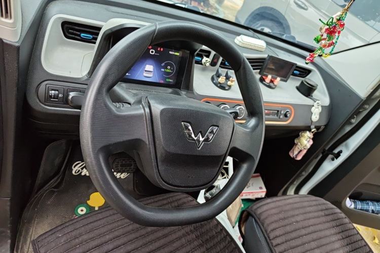 Used Wuling Hongguang MINIEV 2020 Zizai Version Lithium-NMC Steering Wheel