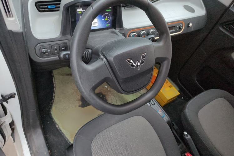 Used Wuling Hongguang MINIEV 2020 Zizai Version Lithium-NMC Steering Wheel