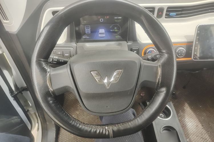 Used Wuling Hongguang MINIEV 2020 Zizai Version Lithium-NMC Steering Wheel