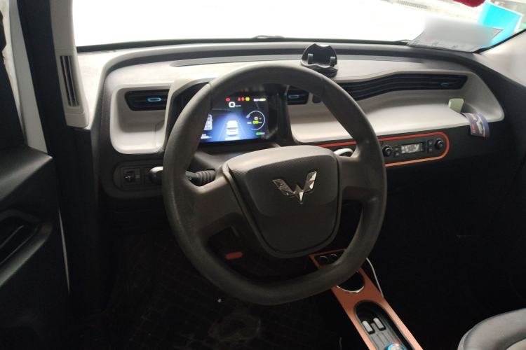 Used Wuling Hongguang MINIEV 2020 Freedom Version Lithium Iron Phosphate Steering Wheel