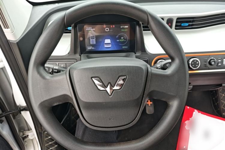 Used Wuling Hongguang MINIEV 2020 Zizai Version Lithium-NMC Steering Wheel