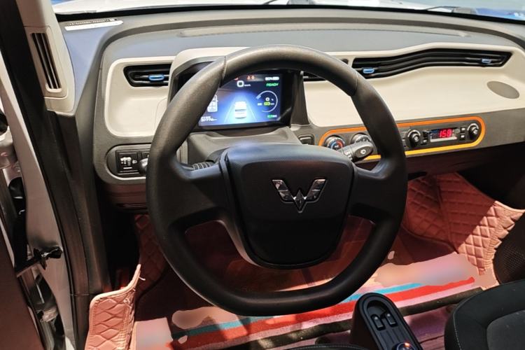 Used Wuling Hongguang MINIEV 2020 Freedom Version Lithium Iron Phosphate Steering Wheel