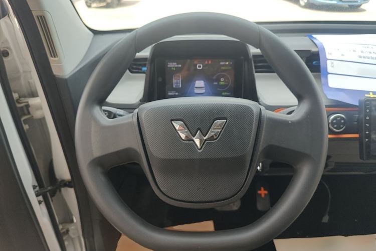 Used Wuling Hongguang MINIEV 2020 Enjoy Edition Lithium-Ion Battery Steering Wheel