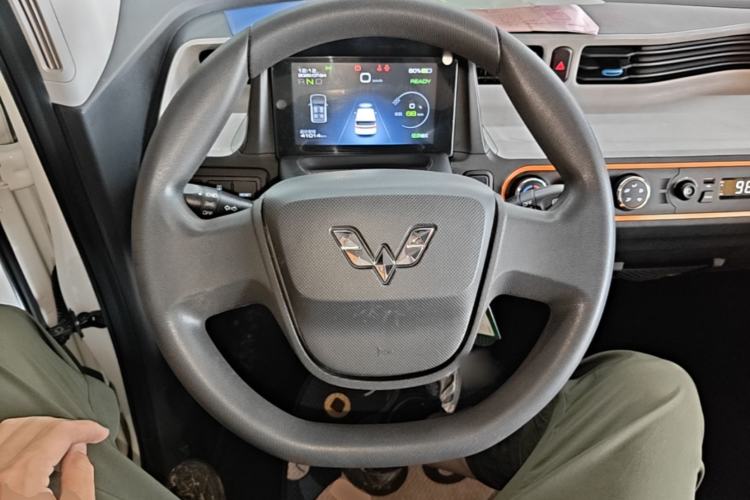 Used Wuling Hongguang MINIEV 2020 Zizai Version Lithium-NMC Steering Wheel