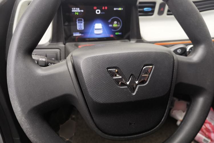 Used Wuling Hongguang MINIEV 2020 Freedom Version Lithium Iron Phosphate Steering Wheel