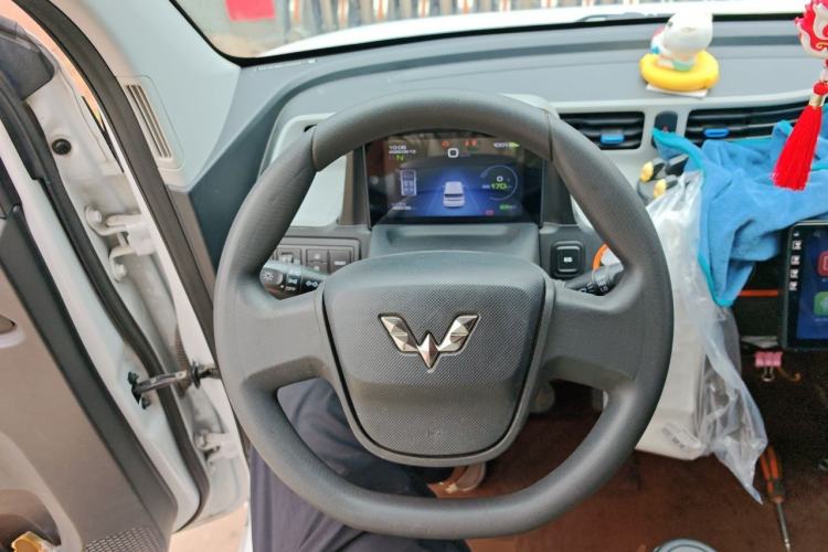 Used Wuling Hongguang MINIEV 2020 Enjoy Edition Lithium-Ion Battery Steering Wheel