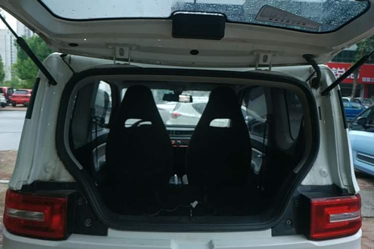 Used Wuling Hongguang MINIEV 2020 Enjoyment Model Lithium Iron Phosphate Trunk