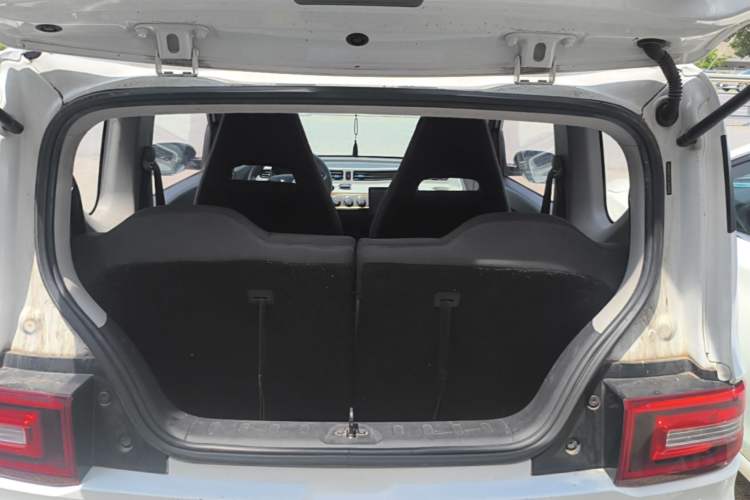 Used Wuling Hongguang MINIEV 2020 Freedom Version Lithium Iron Phosphate Trunk