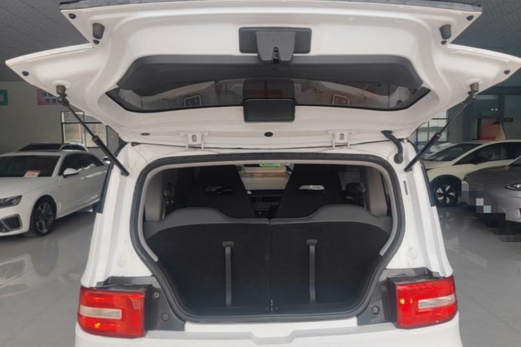 Used Wuling Hongguang MINIEV 2020 Zizai Version Lithium-NMC Trunk