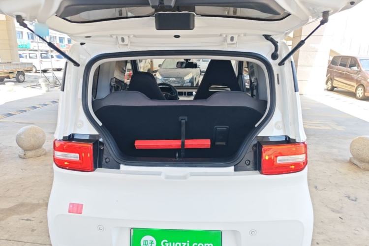 Used Wuling Hongguang MINIEV 2020 Zizai Version Lithium-NMC Trunk