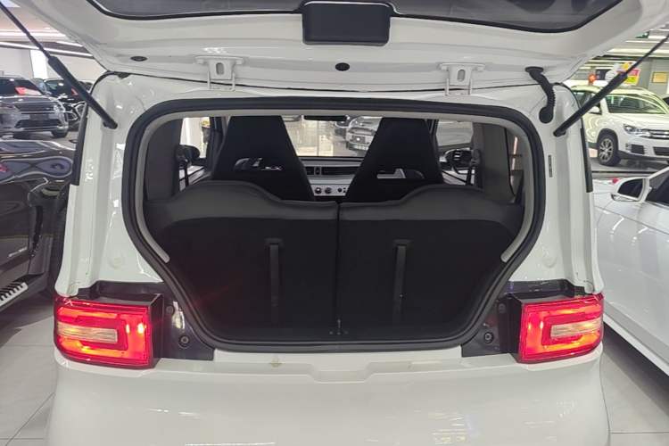 Used Wuling Hongguang MINIEV 2020 Enjoyment Model Lithium Iron Phosphate Trunk