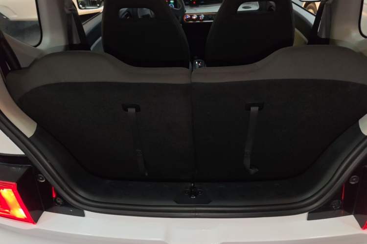Used Wuling Hongguang MINIEV 2020 Freedom Version Lithium Iron Phosphate Trunk