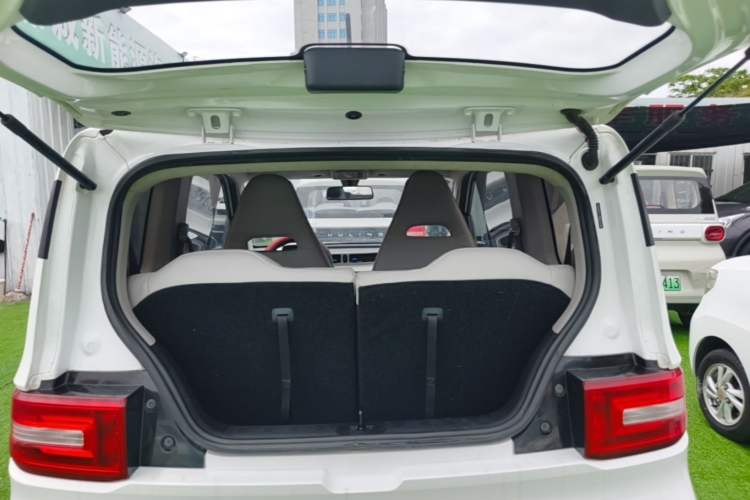 Used Wuling Hongguang MINIEV 2020 Enjoyment Model Lithium Iron Phosphate Trunk